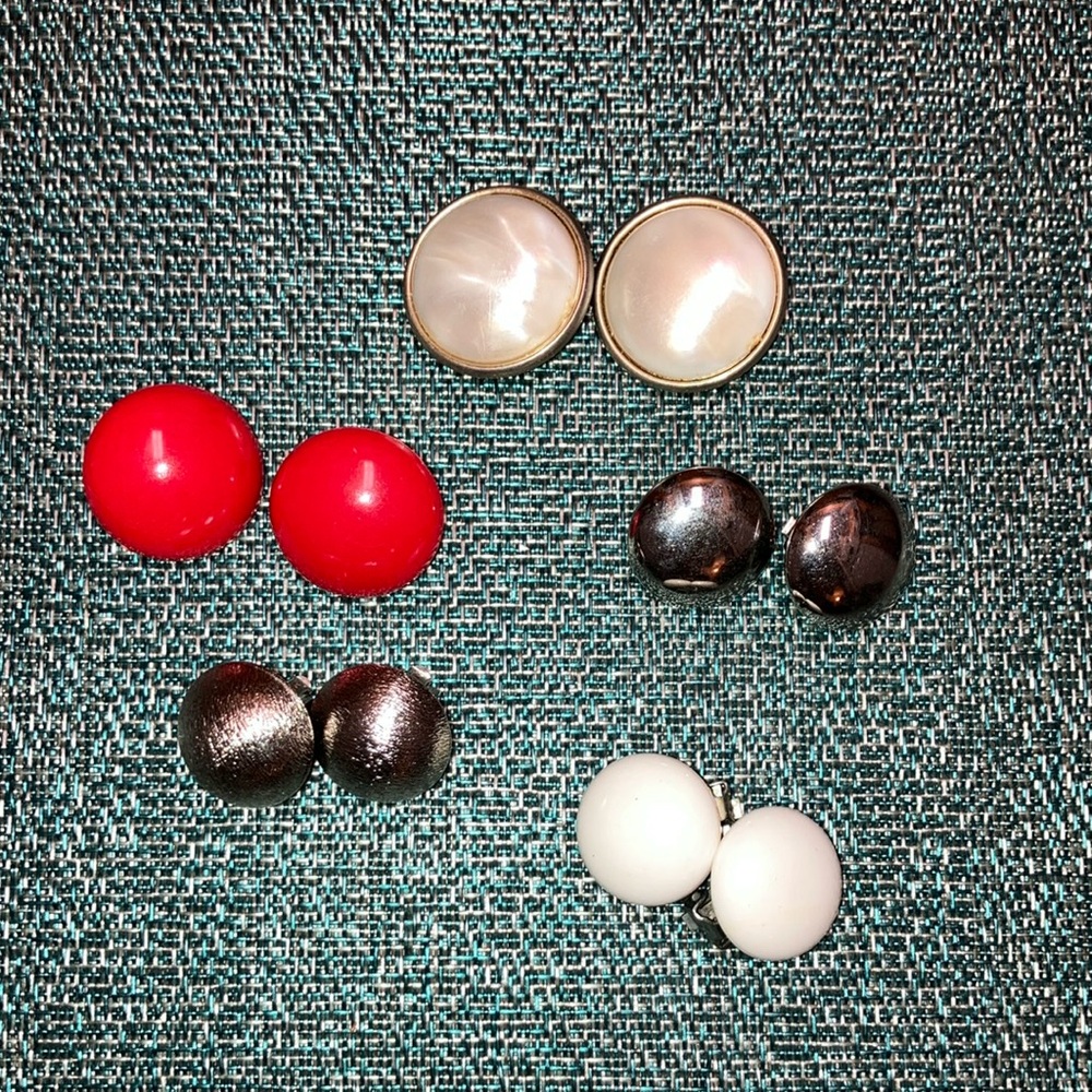 vintage 1950s clip-on earrings
